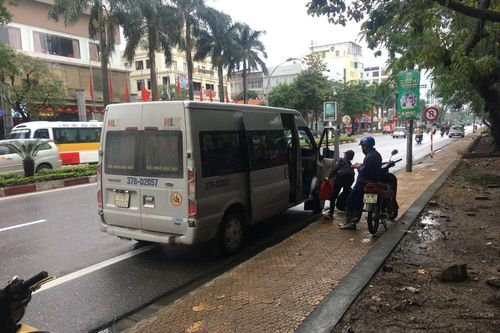 Nghệ An: Xe dù, bến cóc, xe hợp đồng ngang nhiên hoạt động