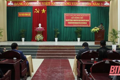 Thị trấn Vĩnh Lộc tổ chức lễ công bố đổi tên thôn thành khu phố