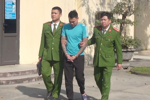 Bắt đối tượng chuyên bán ma túy cho lái xe đường dài