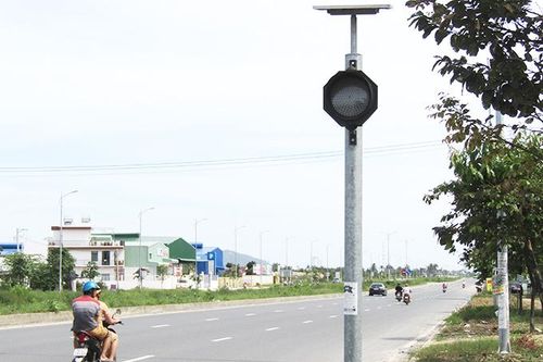 Nhiều đèn cảnh báo về giao thông không hoạt động