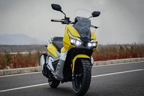 Xe Trung Quốc nhái Honda ADV 150 được ra mắt