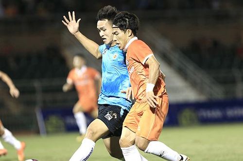 V-League 2021: 2 tuần nữa bóng lăn