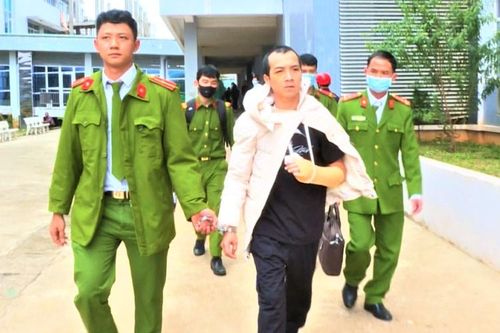 Bắt giam đối tượng chém người 16 nhát dao
