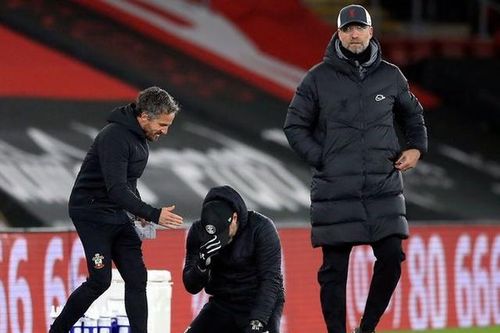 HLV Southampton khóc nức nở sau chiến thắng 1-0 trước Liverpool