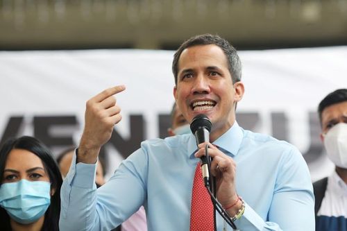 Thể hiện ủng hộ thủ lĩnh đối lập Venezuela, Mỹ 'bật đèn xanh' một số giao dịch dù đang áp trừng phạt