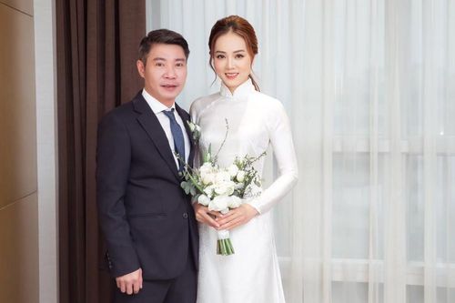 Vợ kém 15 tuổi của NSND Công Lý chia sẻ xúc động sau hôn lễ cùng 'Cô Đẩu'