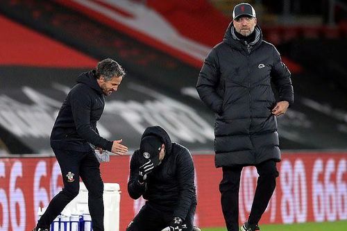 Đánh gục Liverpool, HLV Southampton khóc như mưa