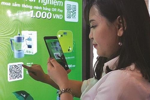 Thừa Thiên Huế: 100% cán bộ thanh toán không dùng tiền mặt các dịch vụ phổ biến trên nền tảng Hue-S trong năm 2021