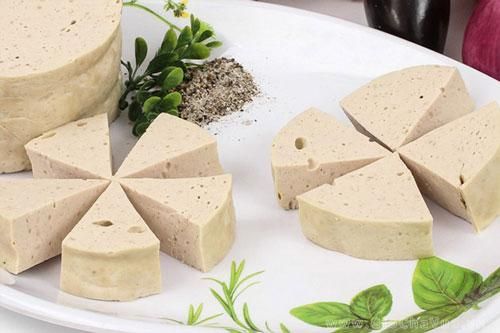 Cách chọn giò, chả không chứa hóa chất