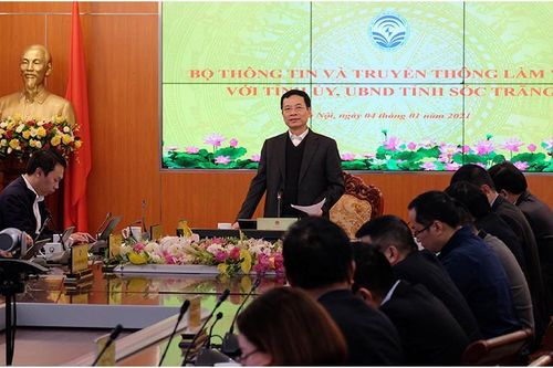 Bộ trưởng Nguyễn Mạnh Hùng: Chuyển đổi số bắt đầu từ 'nỗi đau', 'đau' ở đâu giải quyết ở đó