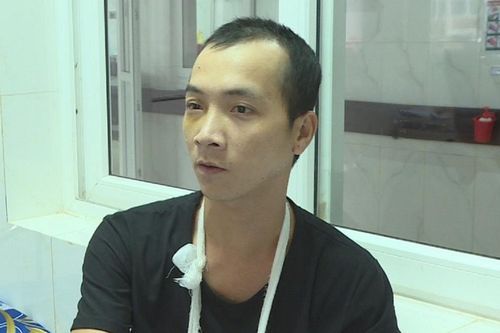 Mâu thuẫn trong cuộc nhậu, người làm thuê đâm chủ nhà nguy kịch