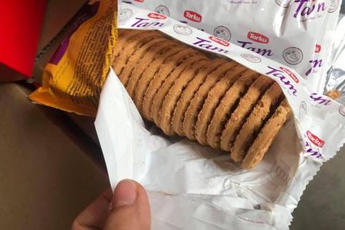 Hơn 3 tấn bánh quy Thổ Nhĩ Kỳ được 'phù phép' hạn sử dụng để đón Tết