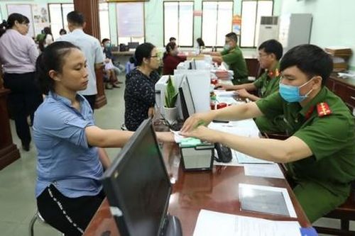 Giảm 50% lệ phí làm căn cước công dân gắn chip tới 30/6/2021