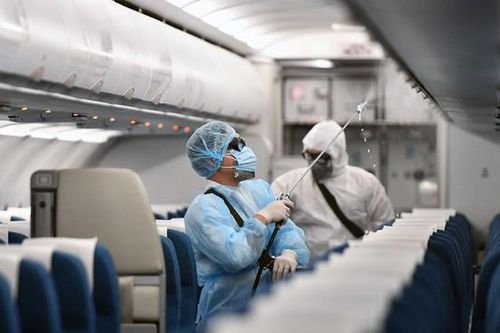 Việt Nam dừng đón chuyến bay từ vùng có biến thể mới của virus SARS-CoV-2