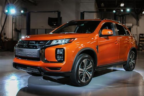 Mitsubishi công bố giá Outlander Sport 2021