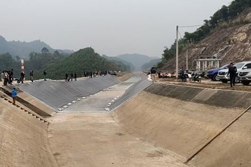 Thông dòng kênh hơn 4 nghìn tỷ bị đứt gãy tại Thanh Hóa