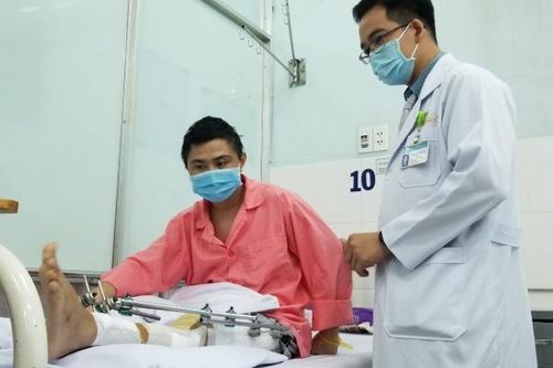 Trám ghép hợp kim Titan 3D cho bệnh nhân ung thư xương