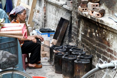 Hà Nội đang dần xóa sổ bếp than