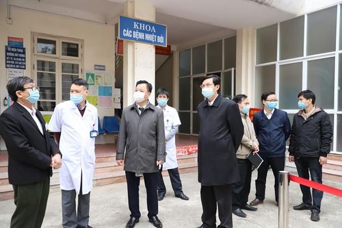 Hà Nội lưu ý ba đối tượng không ra ngoài khi không cần thiết để phòng, chống dịch Covid-19