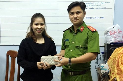 Vì dân phục vụ