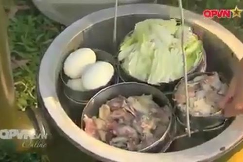 Xem lính xe tăng Việt Nam 'nấu lẩu' ngay trên T-55