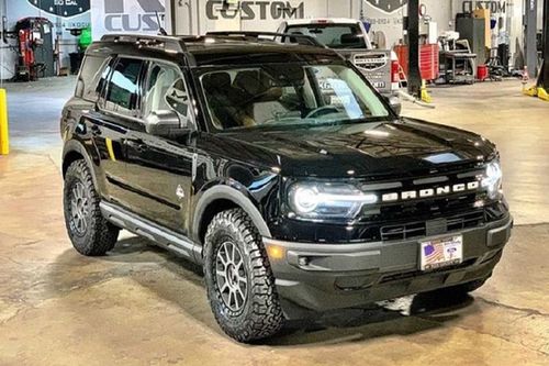 Ford Bronco Sport đâm chất SUV địa hình hơn nhờ 'đóng giày' mới