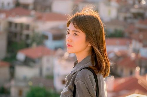 Song Hye Kyo sẽ trở lại trong phim mới của biên kịch 'Hậu duệ mặt trời'?