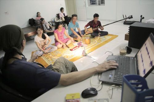 Giải mật ca trù