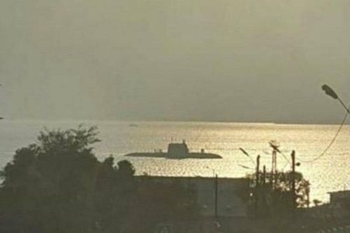 Tàu ngầm Israel không tiếp cận được bờ biển Iran