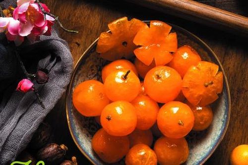 Nghệ nhân ẩm thực Huế hướng dẫn làm mứt Tết