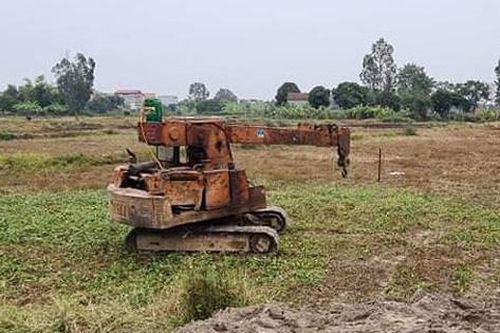 Bắc Ninh: Máy ép cọc bê tông đổ làm 2 cháu 8 tuổi tử vong, 2 cháu khác bị thương