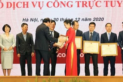 Ví MoMo nhận bằng khen từ Chính phủ