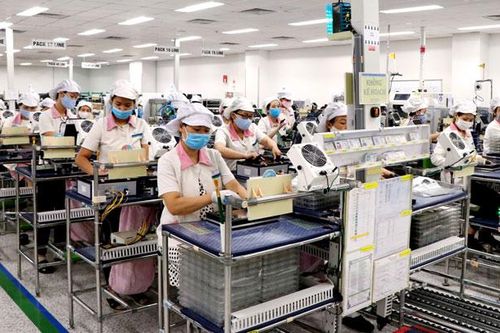 Góp phần chuyển dịch cơ cấu lao động