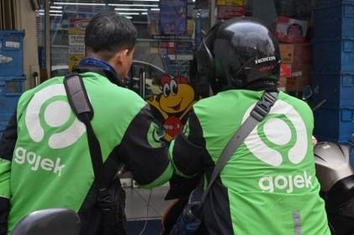 Kỳ lân xe ôm Gojek tính chuyện sáp nhập với công ty đồng hương