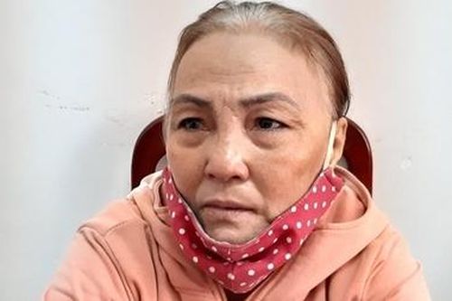 Bắt người phụ nữ móc túi ở bệnh viện