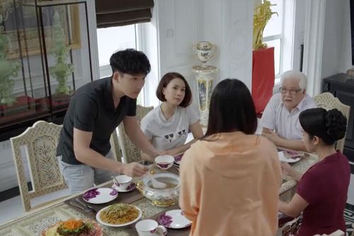 Hướng dương ngược nắng tập 11: Phúc ra tù, Trí bắt đầu cuộc sống thiếu gia