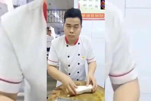 Xem đầu bếp khiếm thị Trung Quốc phô diễn tuyệt kỹ chế biến thực phẩm