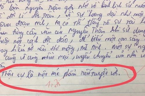 Sắp hết thời gian làm bài mà chưa kịp kết luận, teen nhanh trí viết 1 câu ngắn nhưng chất