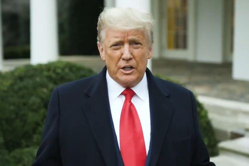Tổng thống Trump kêu gọi người ủng hộ về nhà