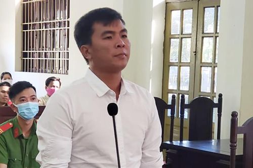 Lĩnh án tù vì livestream xúc phạm lãnh đạo huyện
