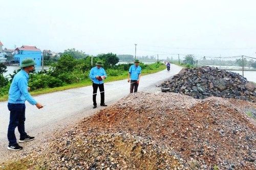 Hà Nội: Xử lý được 35/293 vi phạm đê điều, thủy lợi trong năm 2020