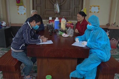Cách ly bắt buộc hai công dân nhập cảnh trái phép