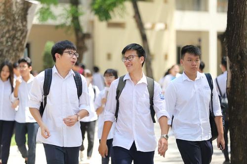 Hà Nội phấn đấu giảm tỷ lệ sinh con thứ ba