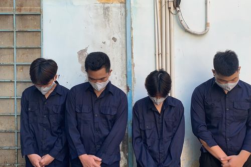 Hai băng nhóm học sinh ở quận Tân Bình hỗn chiến do mâu thuẫn từ việc 'nhìn đểu'