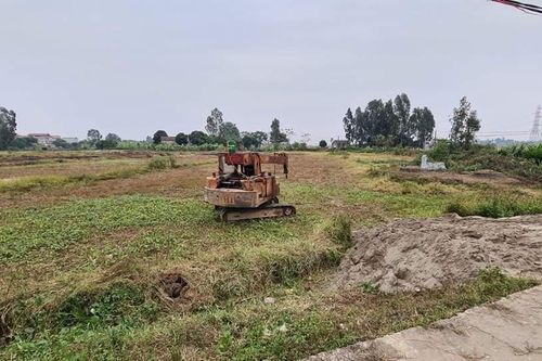 Tạm giữ 3 người vụ máy ép cọc đổ làm chết hai cháu nhỏ tại Bắc Ninh