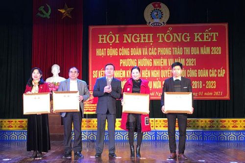 Tổng kết hoạt động công đoàn và phong trào thi đua