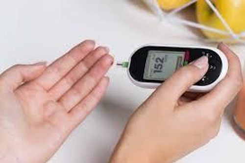 Thiết kế và chế tạo thiết bị kiểm tra điện hóa cầm tay ứng dụng trong xác định nồng độ glucose