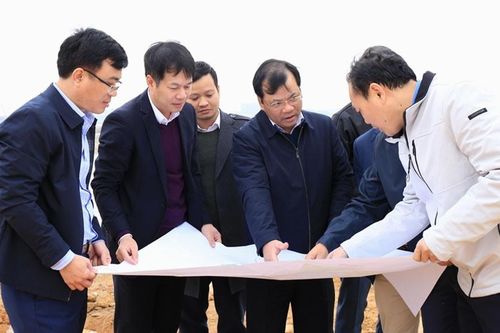 Phó Chủ tịch UBND tỉnh Bắc Giang yêu cầu sớm bàn giao toàn bộ mặt bằng Khu công nghiệp Quang Châu