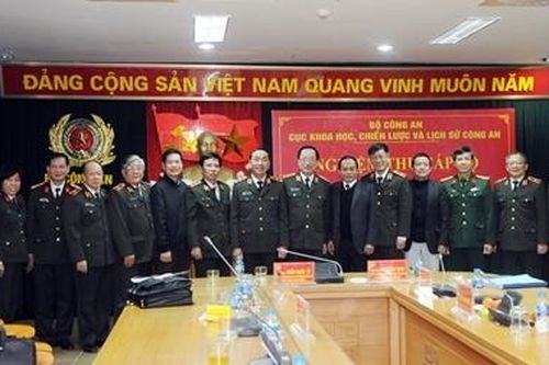 Nghiệm thu Đề tài khoa học lịch sử cấp Bộ '75 năm Công an nhân dân Việt Nam'