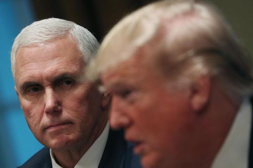 Tổng chưởng lý Washington kêu gọi ông Pence phế truất Tổng thống